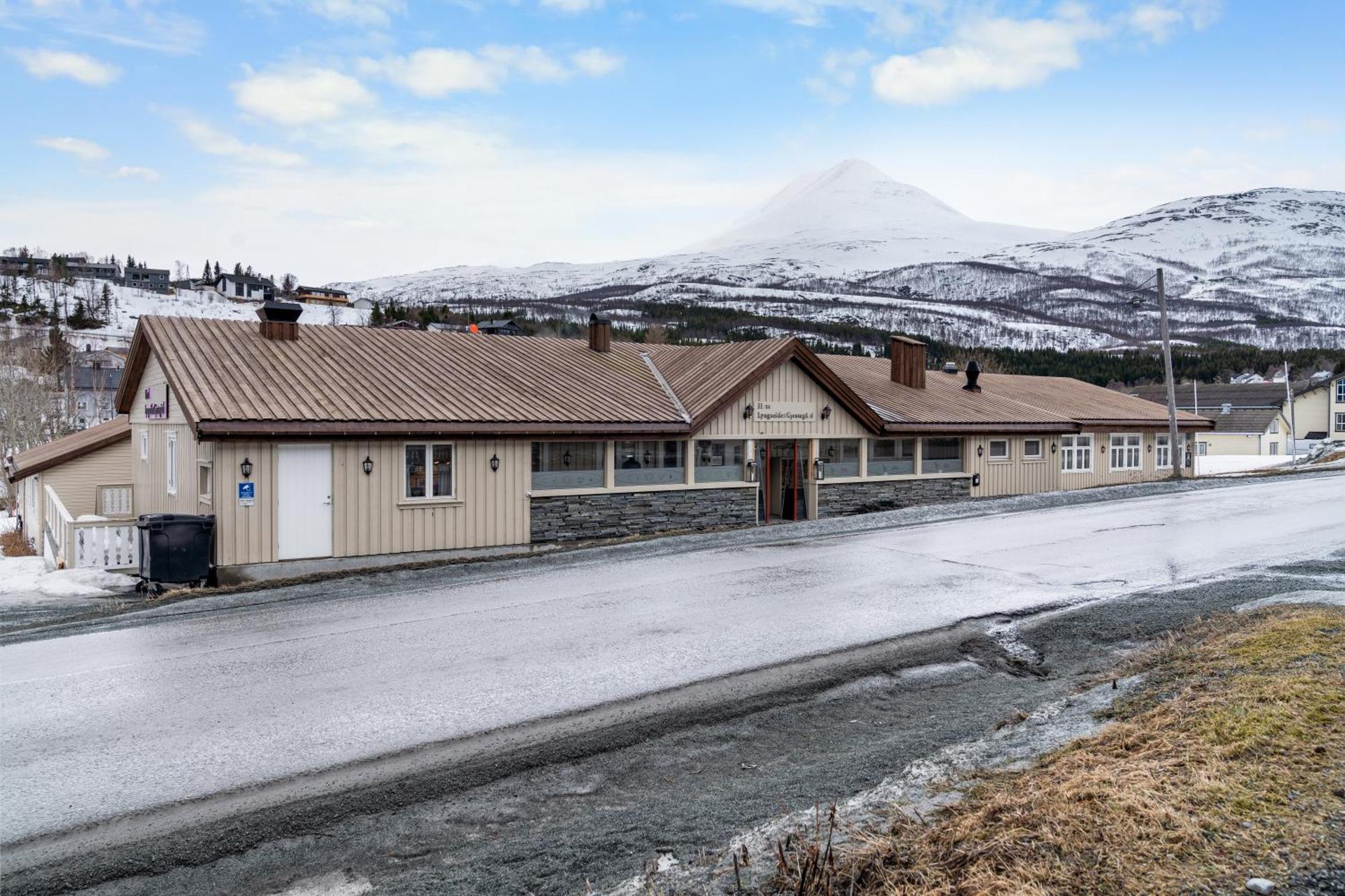 Lyngseidet Gjestegard As Exteriör bild